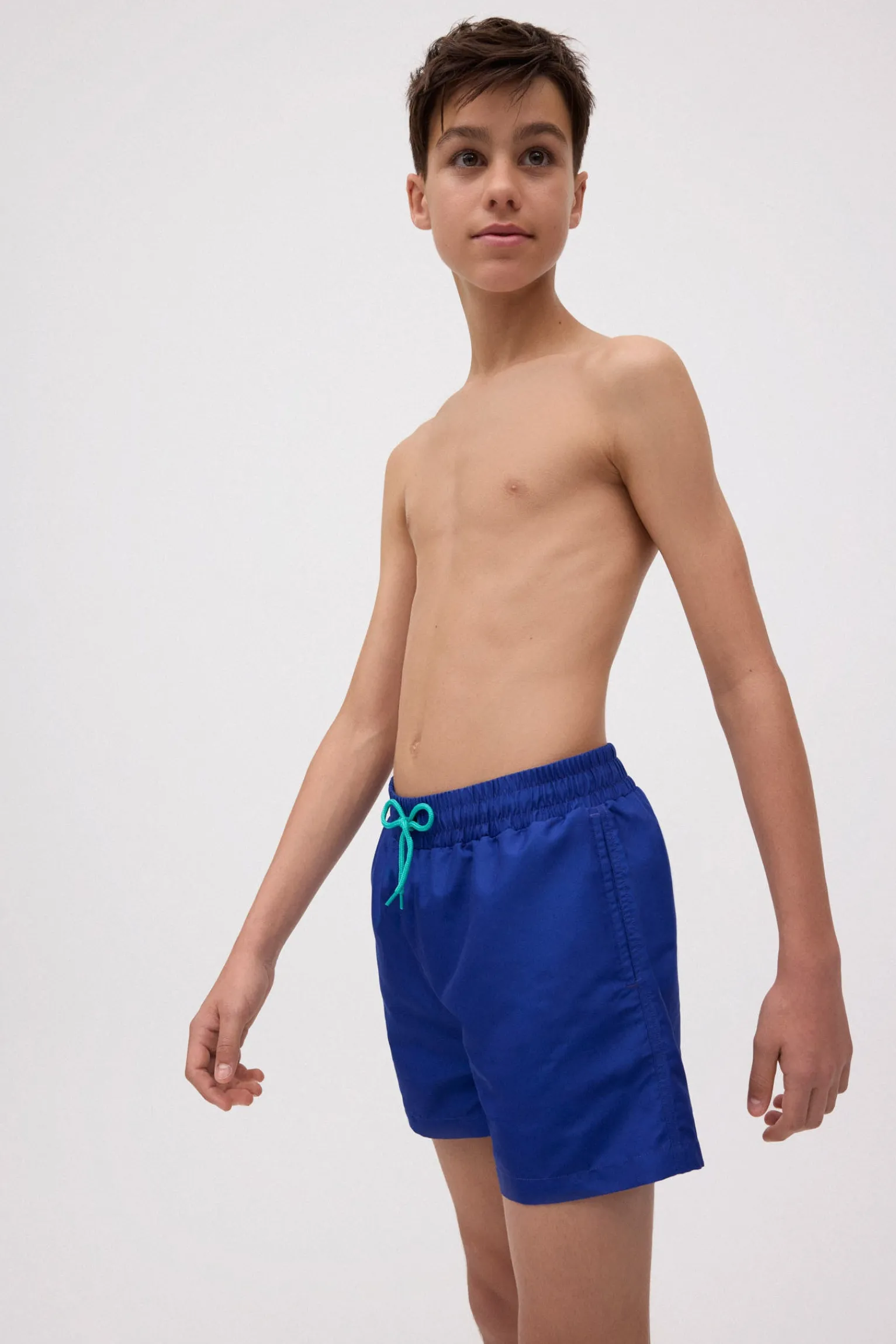 Bañador juvenil corto liso<Ysabel Mora