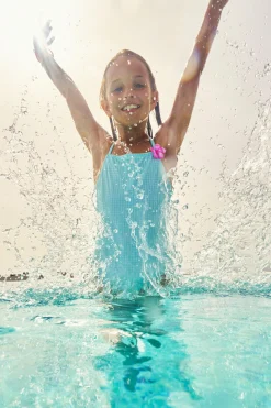 Bañador niña vichy detalle flor<Ysabel Mora Clearance