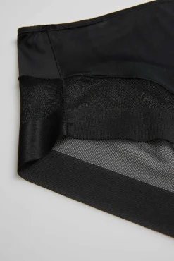 Braga alta de tul negro<Ysabel Mora Hot