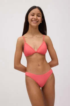Braga bikini juvenil brasileña<Ysabel Mora