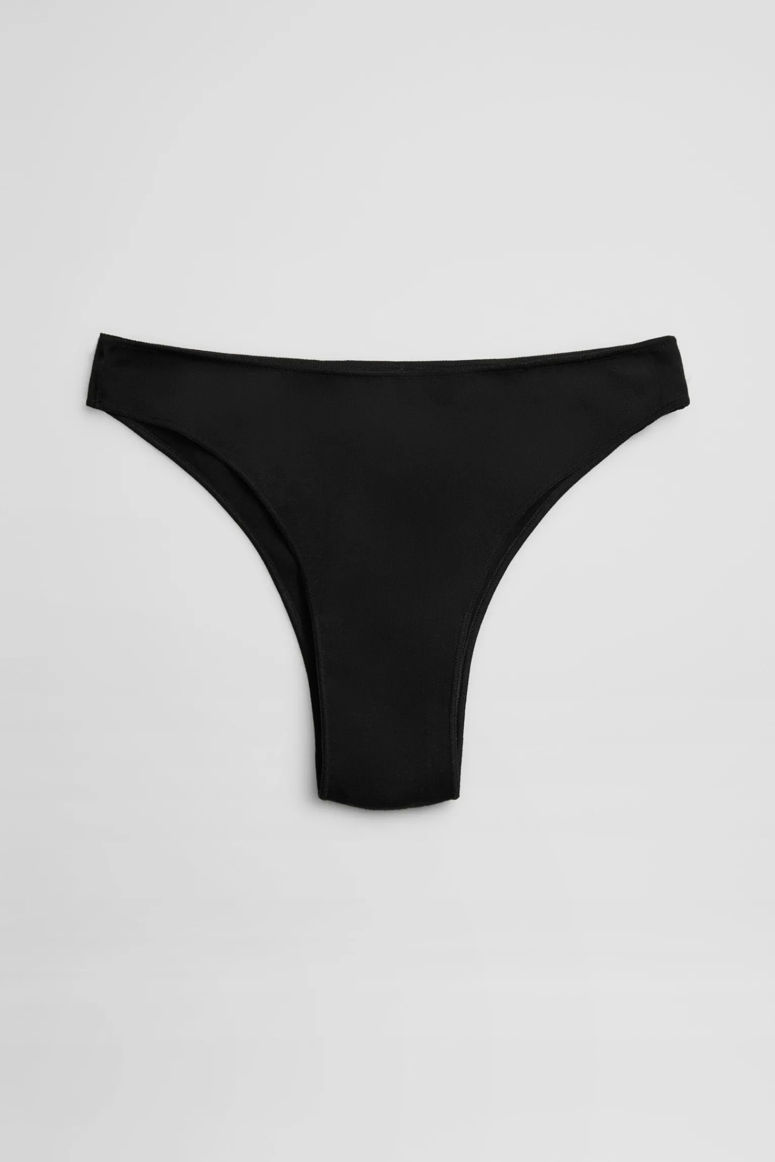 Braga brasileña algodón negro<Ysabel Mora