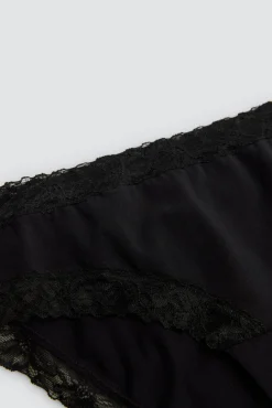 Braga midi detalles encaje<Ysabel Mora