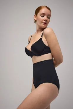 Braga reductora alta láser compresión media negra<Ysabel Mora Best