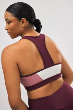 Cápsula 01<Ysabel Mora Sale