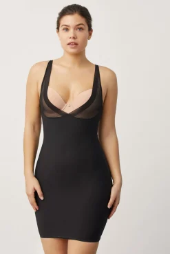 Dress-up reductor<Ysabel Mora New