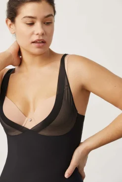 Dress-up reductor<Ysabel Mora New