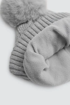 Gorro afelpado con pompón<Ysabel Mora Best