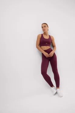 Look deportivo compressive granate @teresamora6<Ysabel Mora Hot