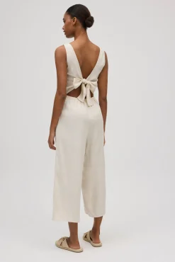 Mono con lino lazo en la espalda<Ysabel Mora Online