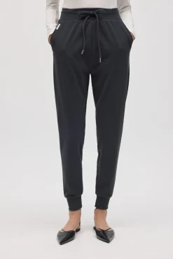 Pantalón jogger con textura<Ysabel Mora