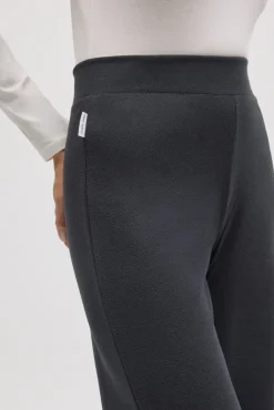 Pantalón recto con textura<Ysabel Mora New