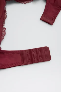 Sujetador con aro con relleno de encaje copas B y C<Ysabel Mora