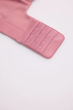 Sujetador deportivo sujeción alta tirantes regulables<Ysabel Mora Best