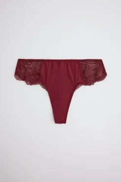 Tanga de encaje<Ysabel Mora