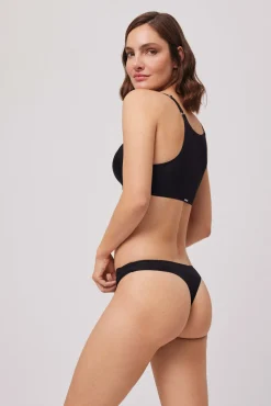 Tanga lencero<Ysabel Mora