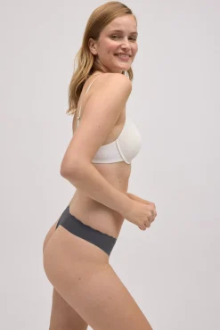 Tanga láser<Ysabel Mora Best