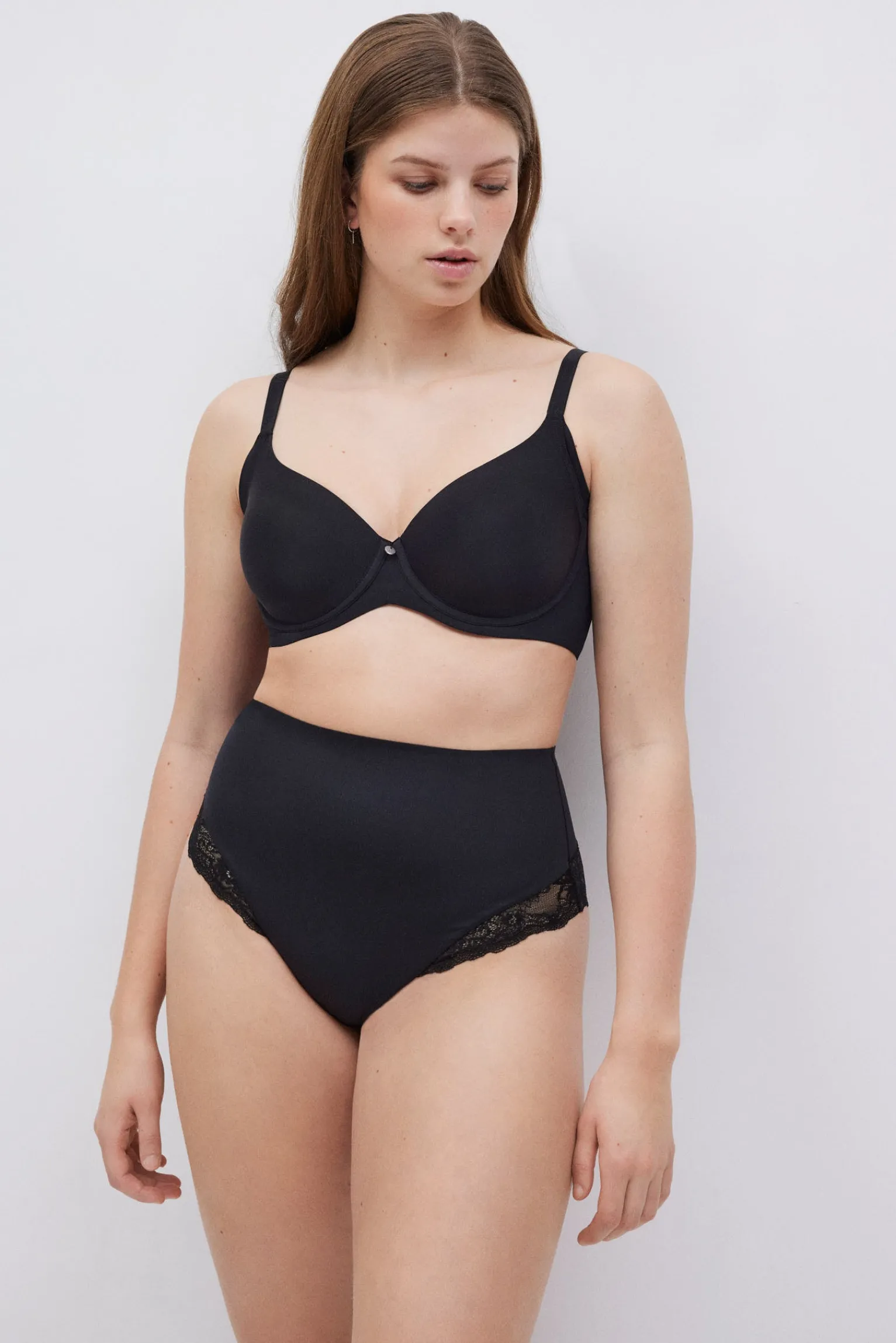 Tanga reductor de encaje media compresión<Ysabel Mora Sale