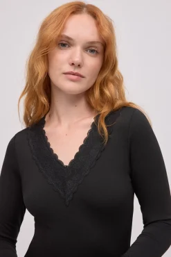 TÉRMICO Camiseta térmica cuello pico detalles encaje<Ysabel Mora Discount